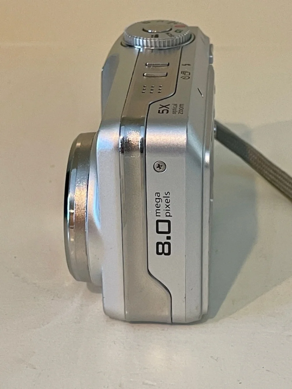 Kodak Digital Camera EasyShare 875 with case NOT WORKING parts only